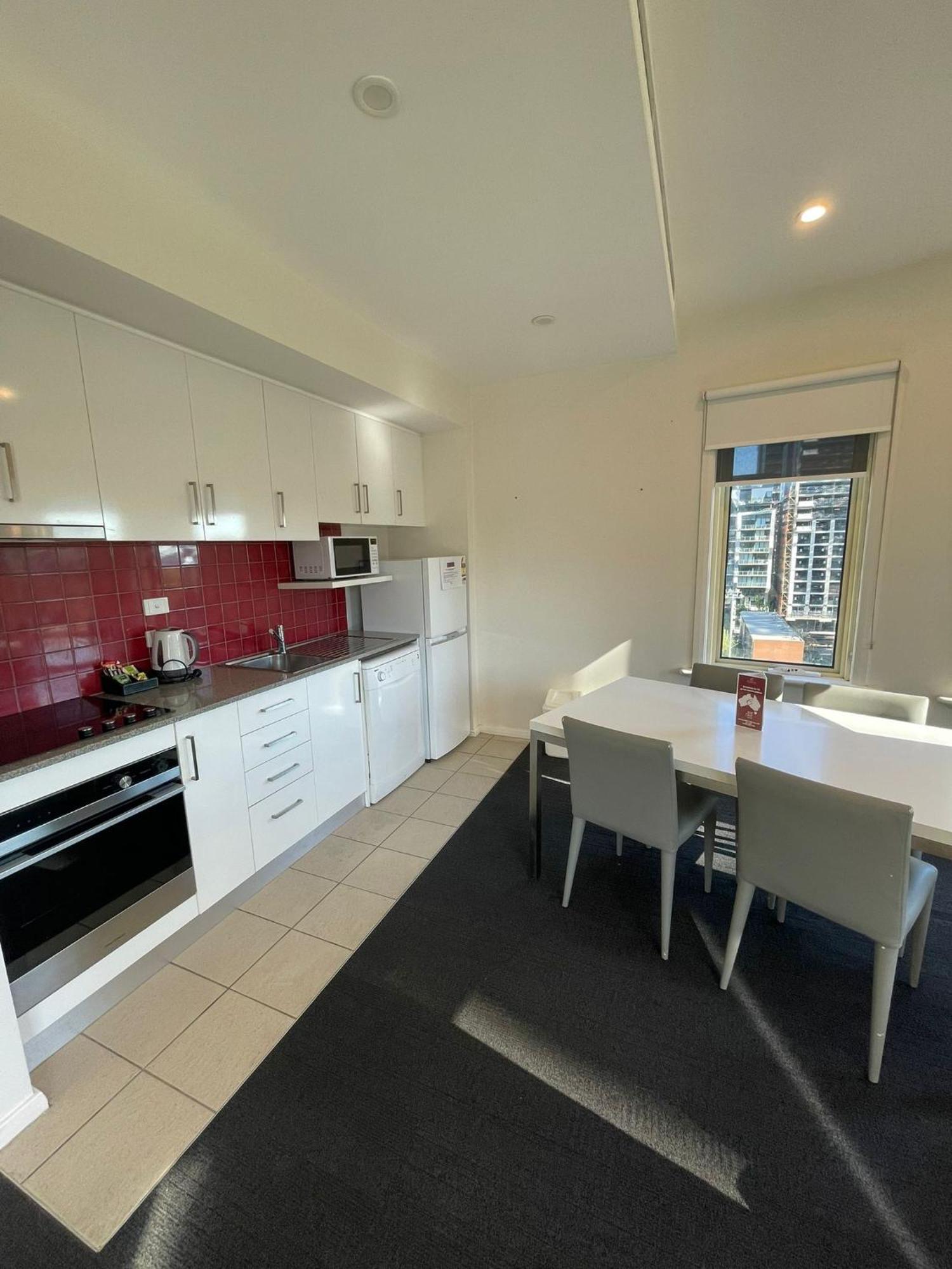 South Yarra Central Apartment Hotel Melbourne Ngoại thất bức ảnh